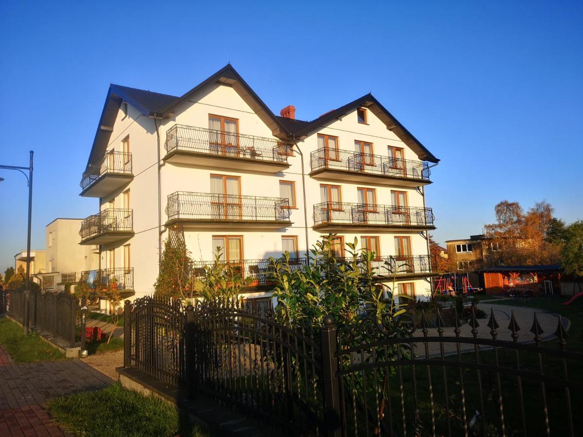 Roza Wiatrow Wladyslawowo Apartment Bagian luar foto